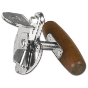 Professional "Titan" can opener